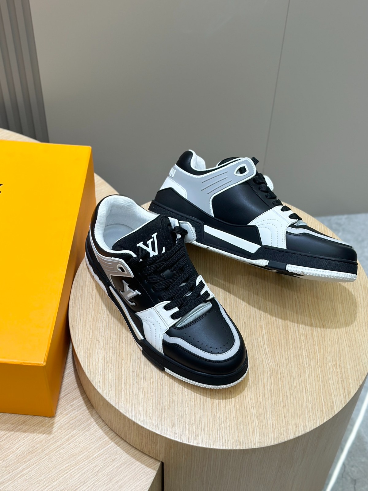 052 43123159 size 38-45