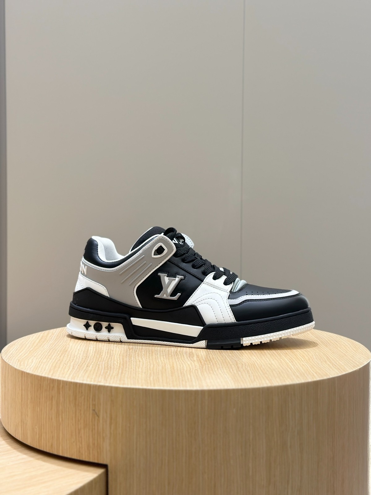 052 43123159 size 38-45