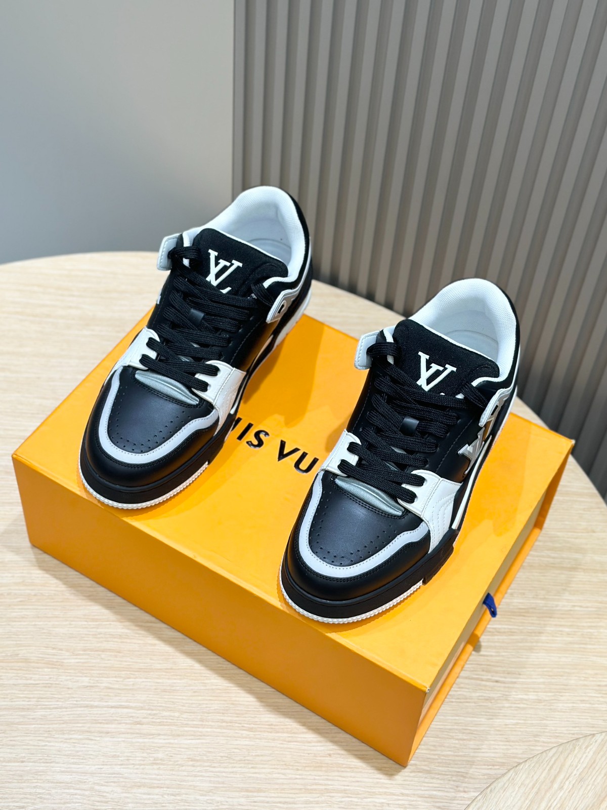 052 43123159 size 38-45