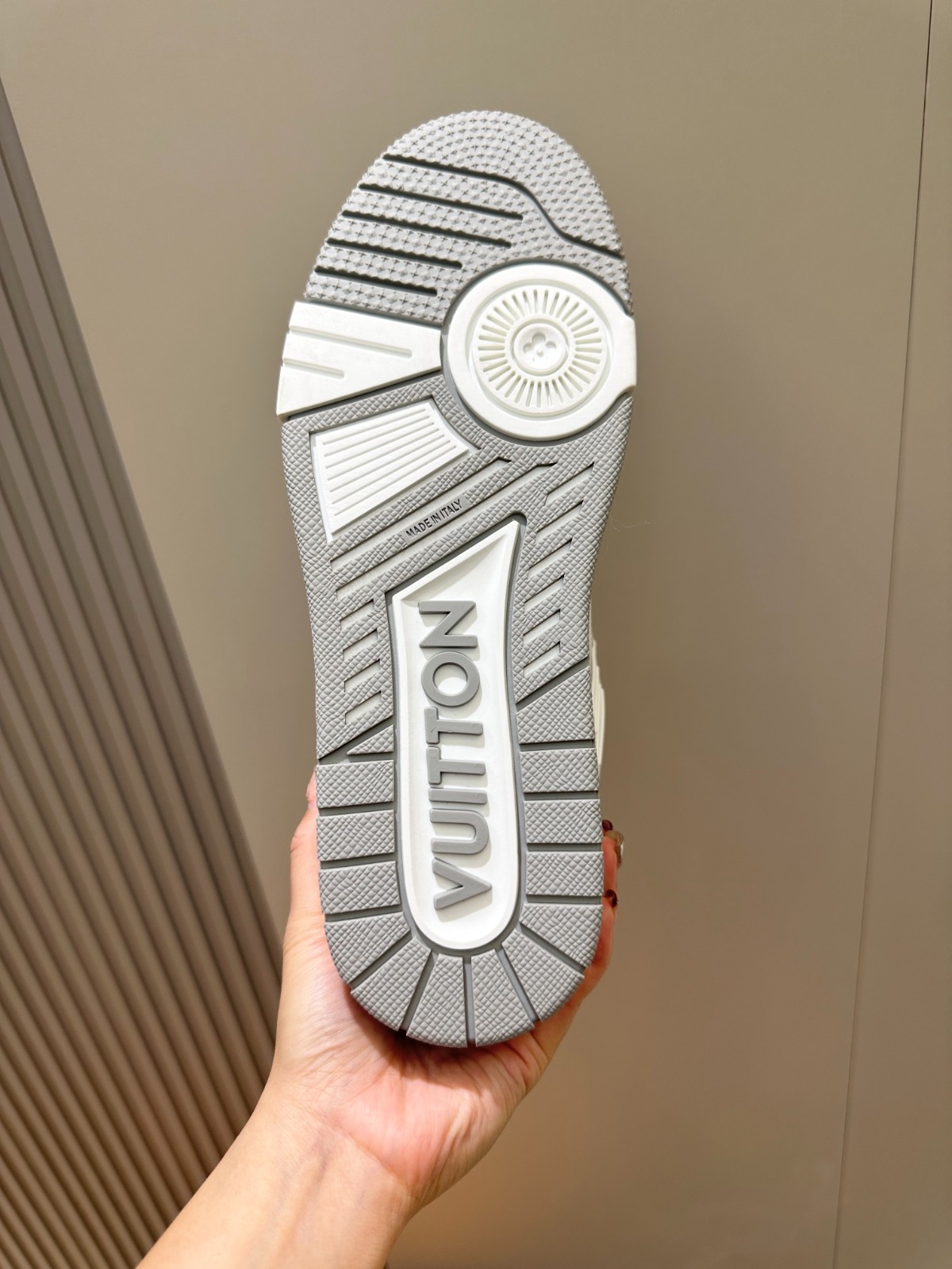049 43123159 size 38-45