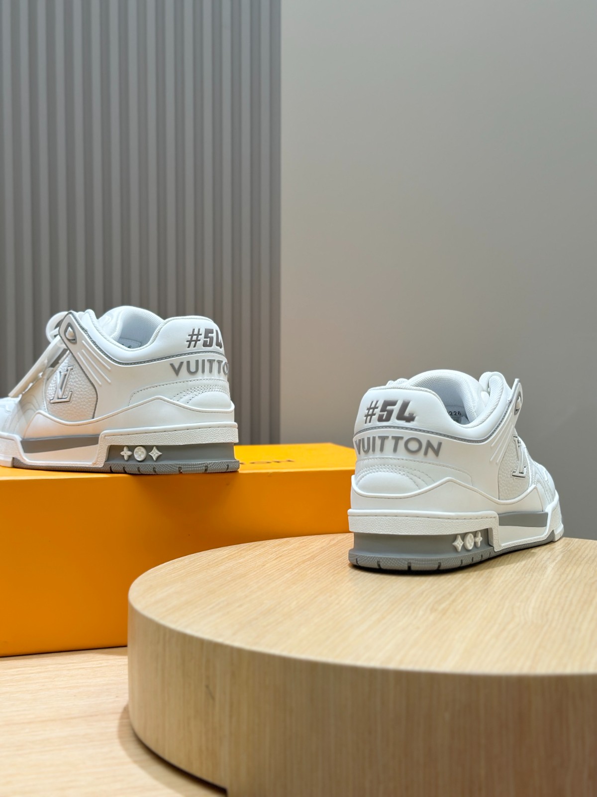 049 43123159 size 38-45