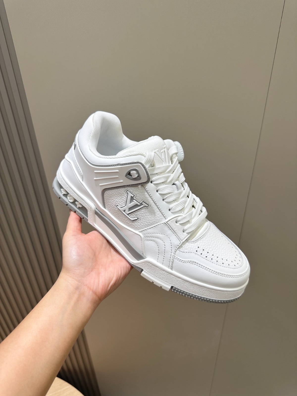 049 43123159 size 38-45
