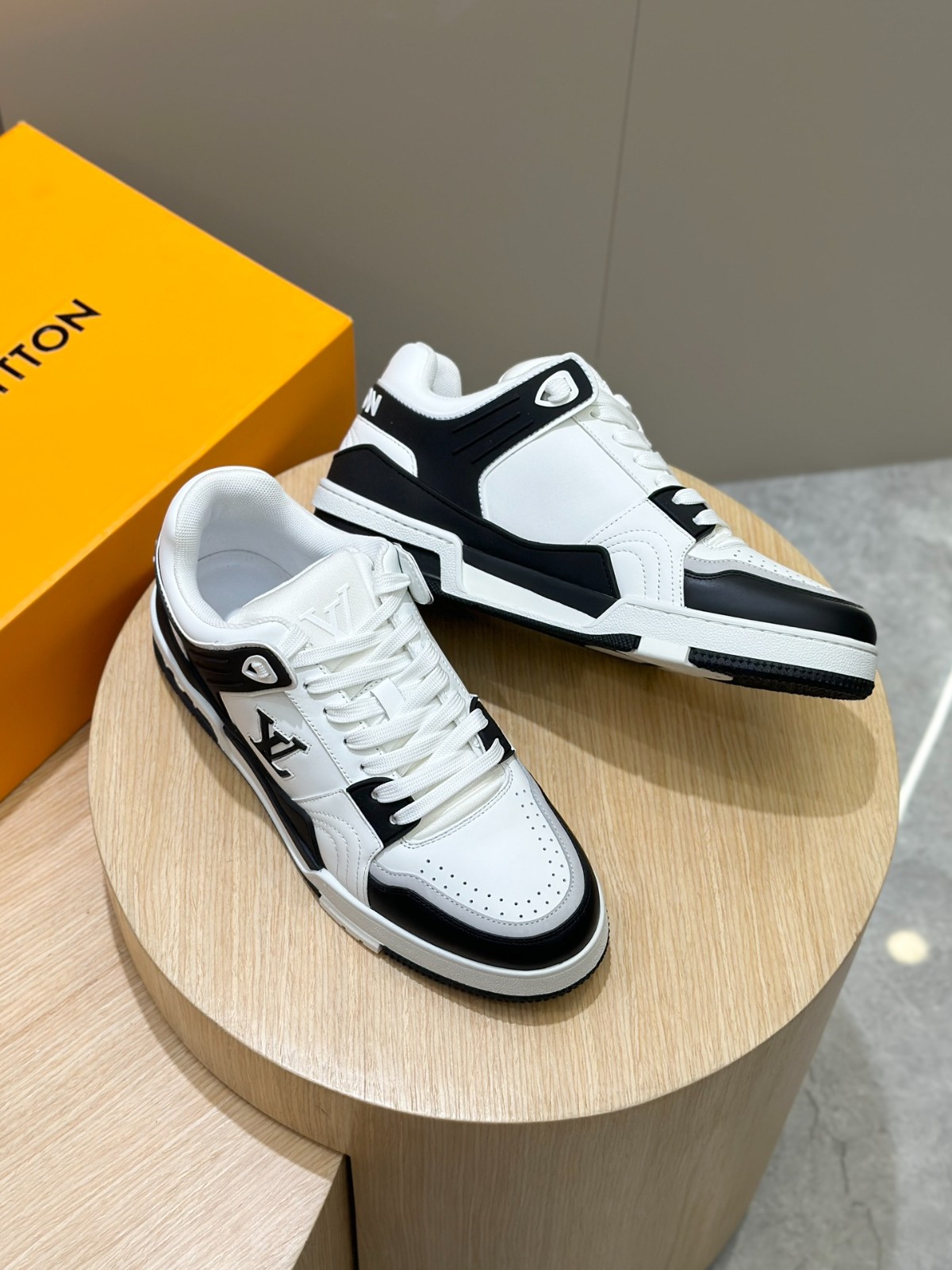 048 43123159 size 38-45