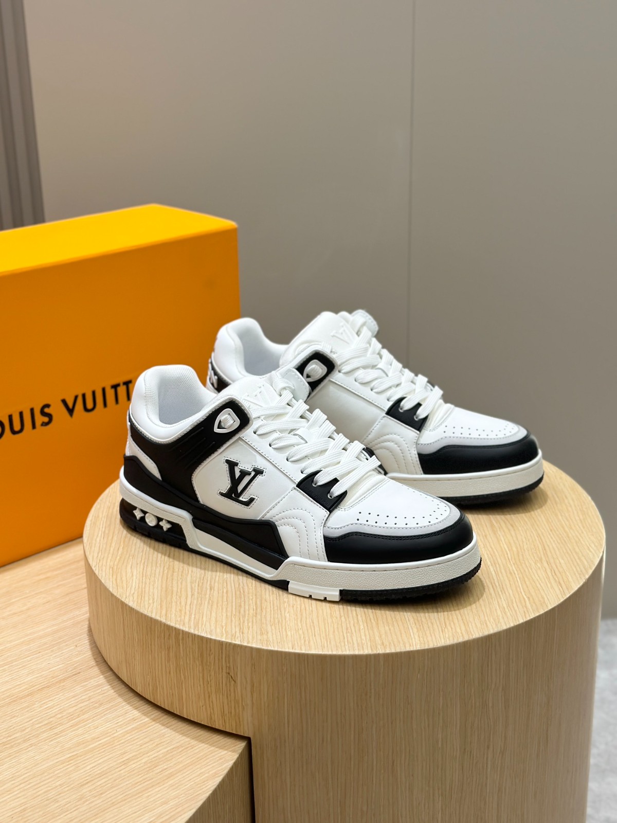 048 43123159 size 38-45