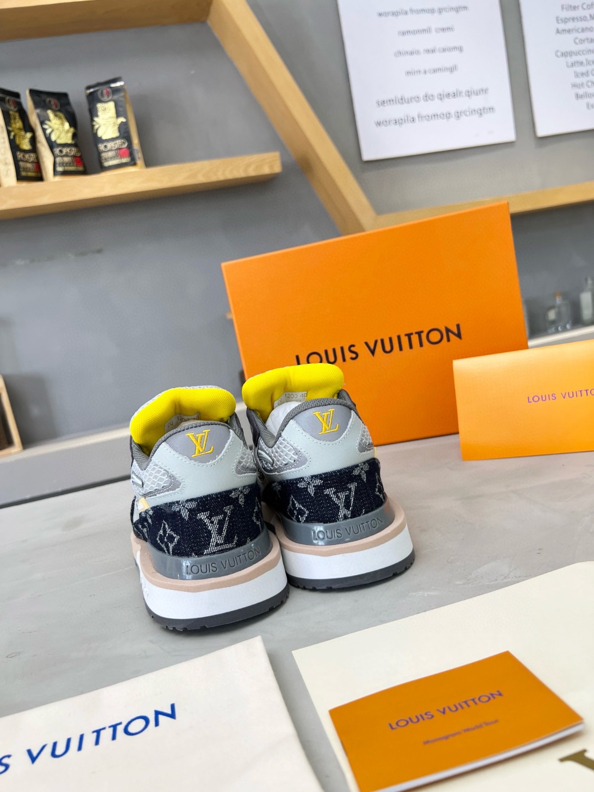 009 39123132 size 39-45