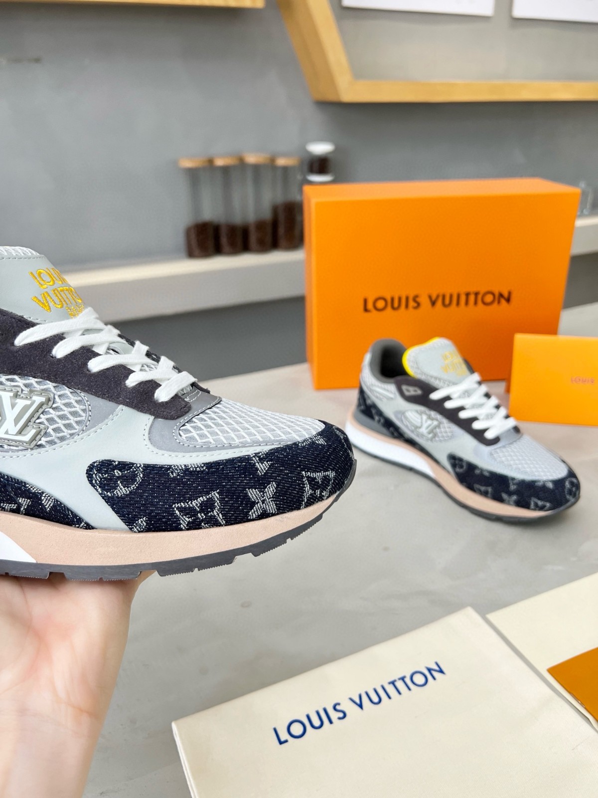009 39123132 size 39-45