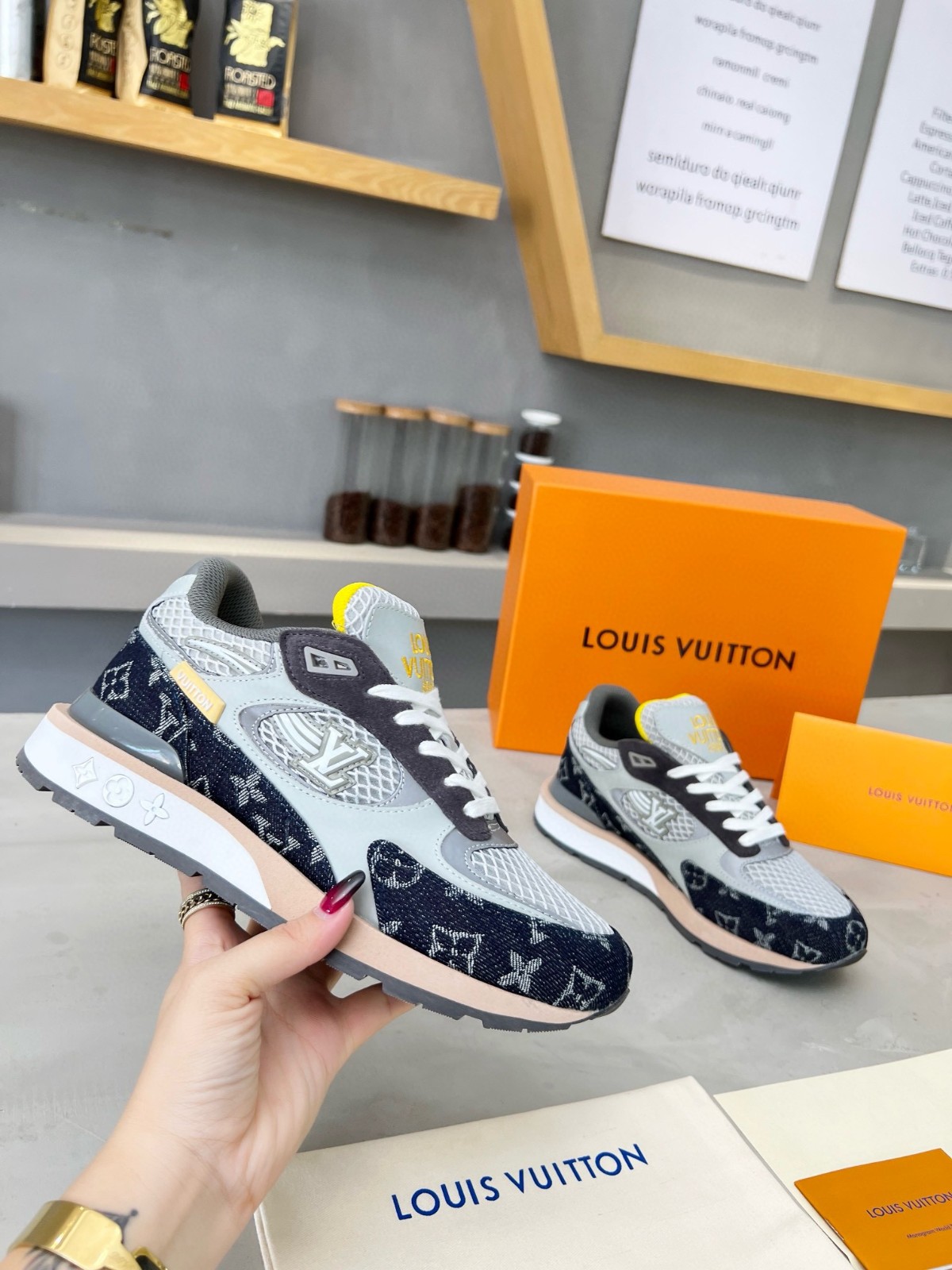 009 39123132 size 39-45