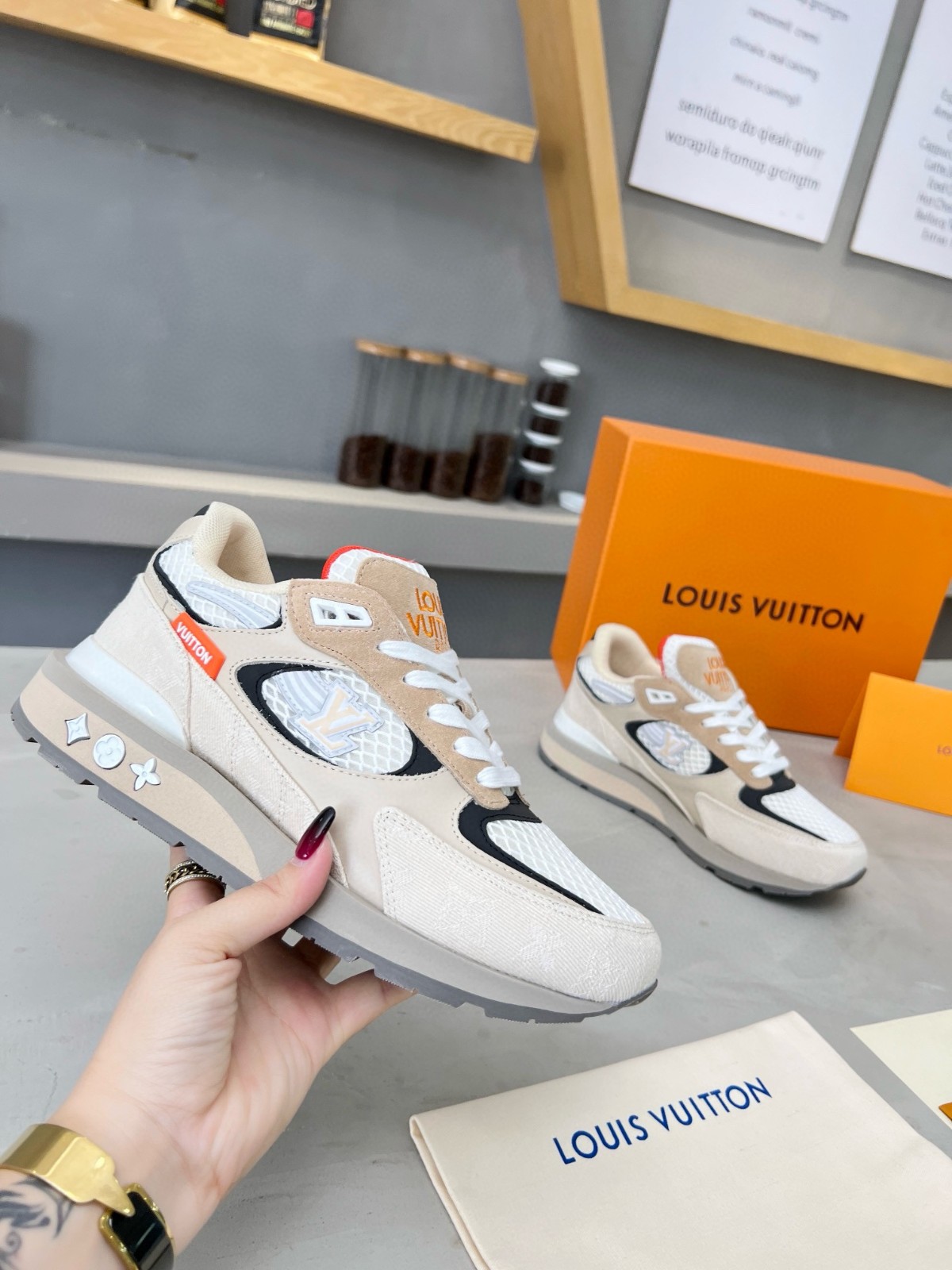 008 39123132 size 39-45