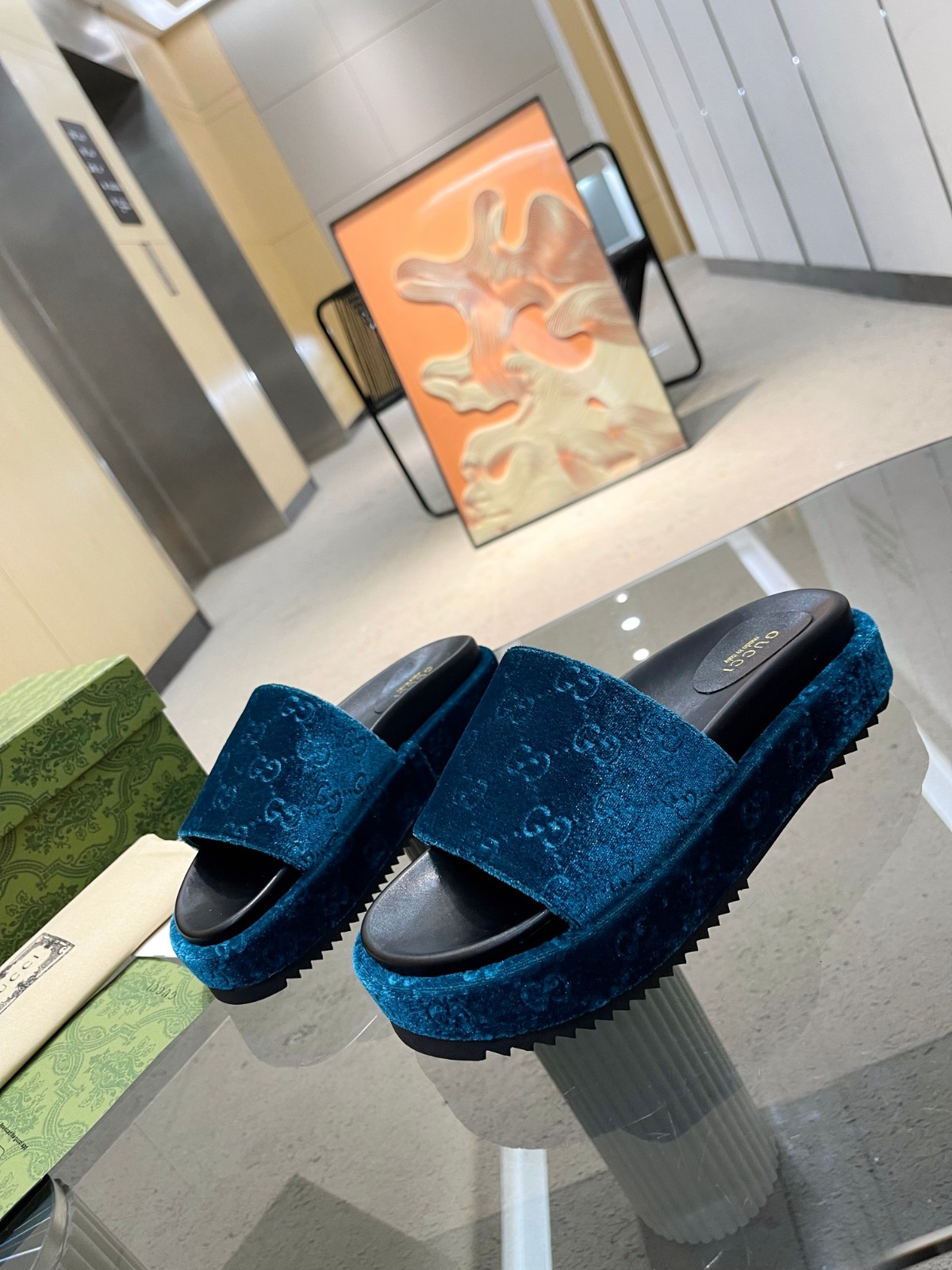 033 22123112 size 35-43