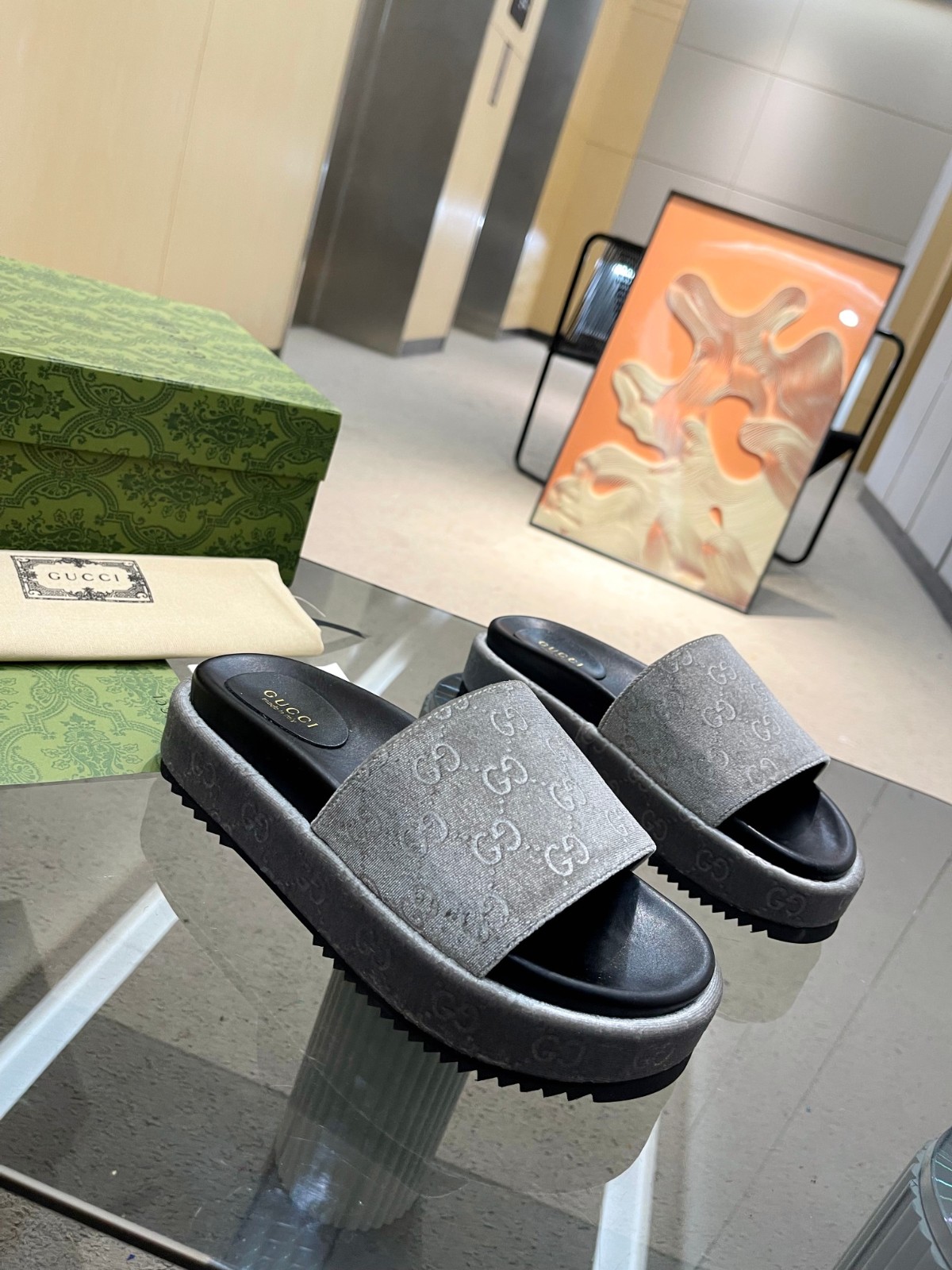 032 22123112 size 35-43