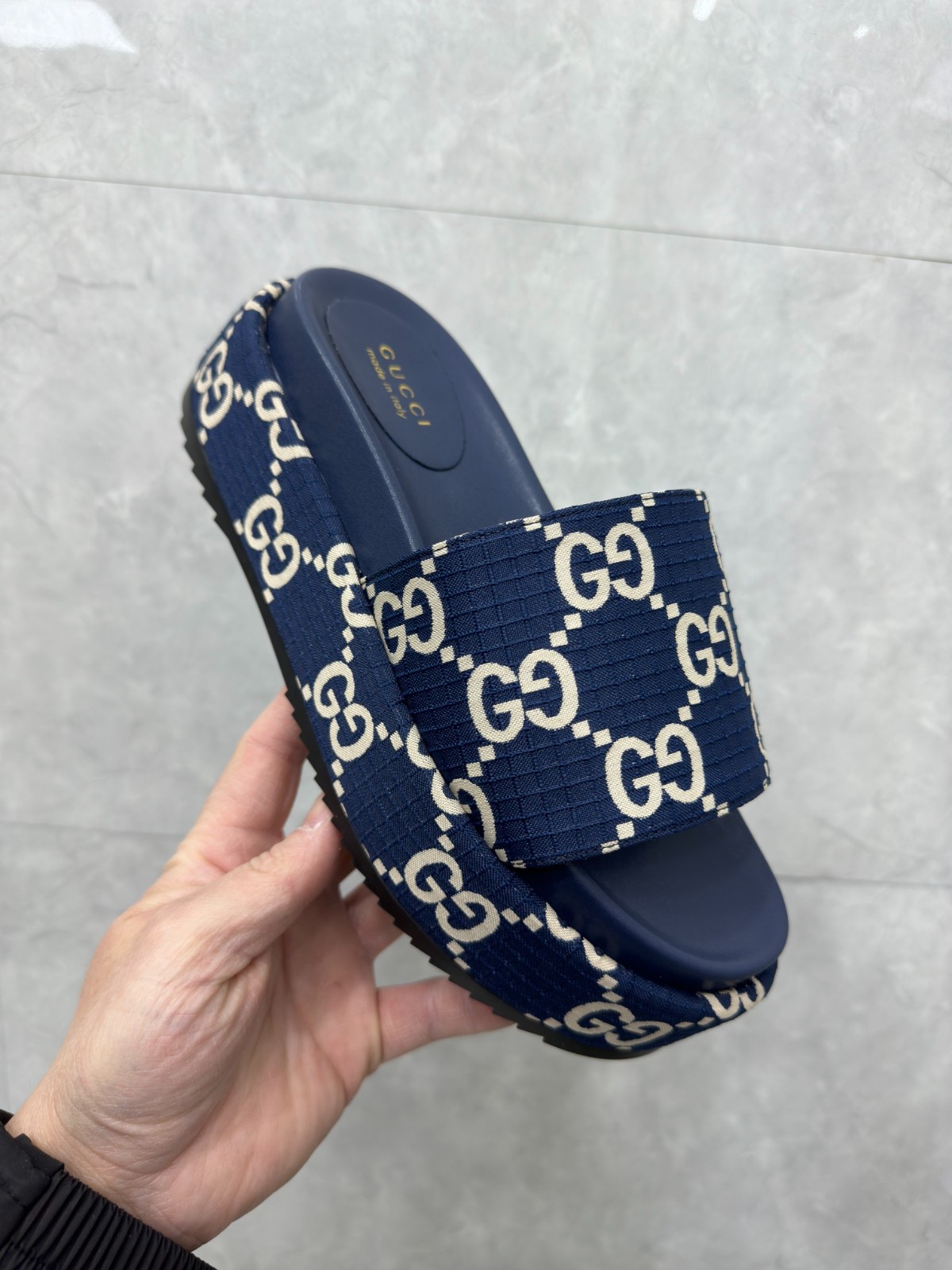 028 22123103 size 35-44