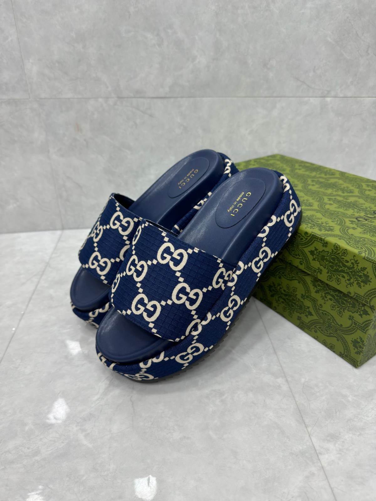 028 22123103 size 35-44