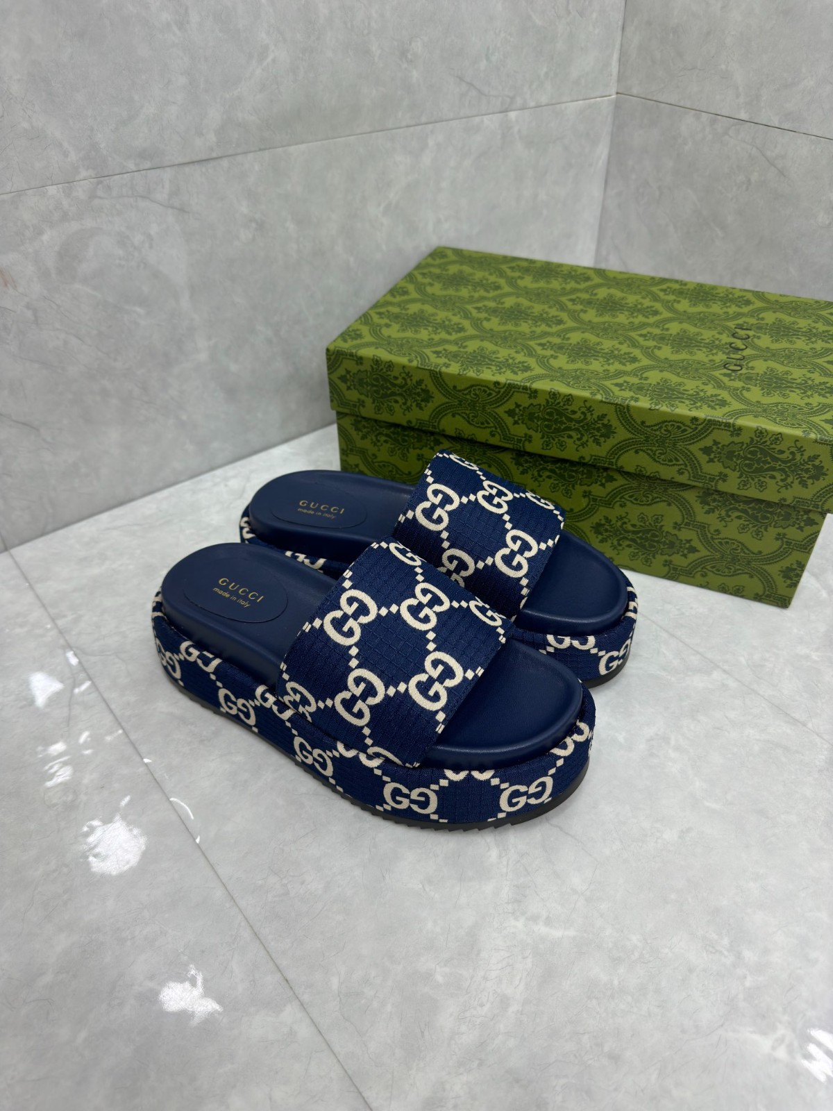028 22123103 size 35-44