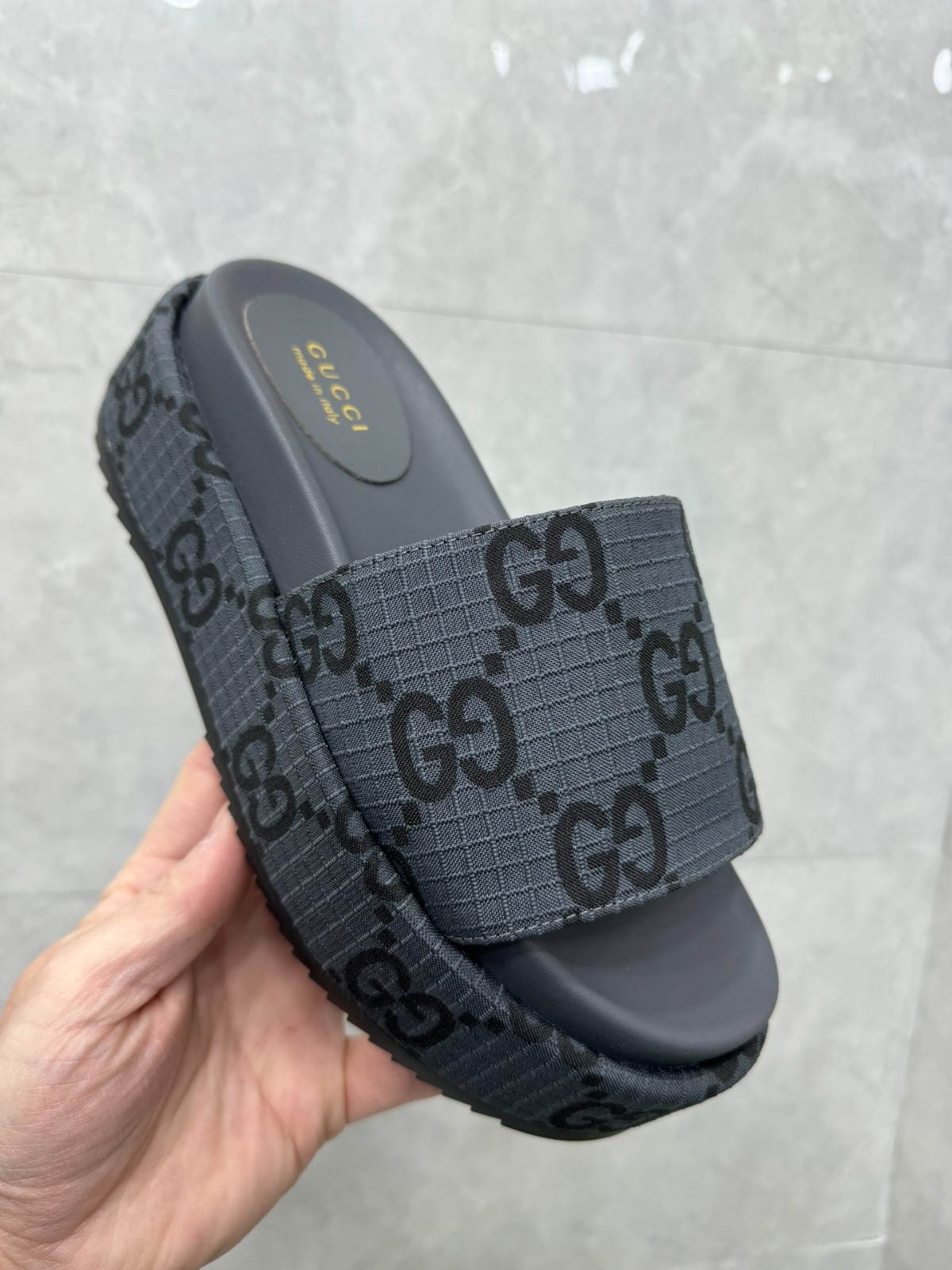 027 22123103 size 35-44