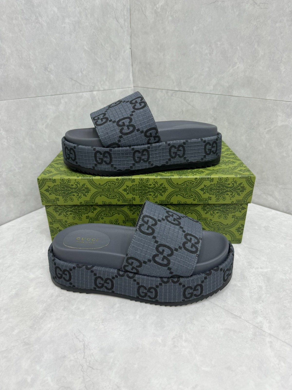 027 22123103 size 35-44