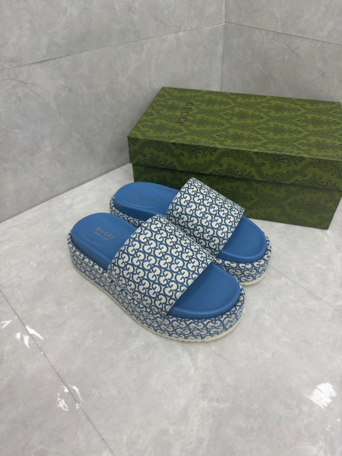 024 22123103 size 35-44