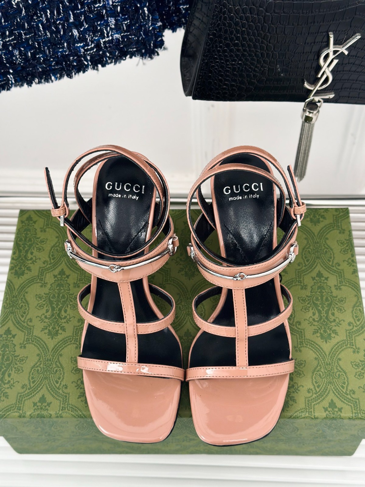 022 31123136 size 35-42