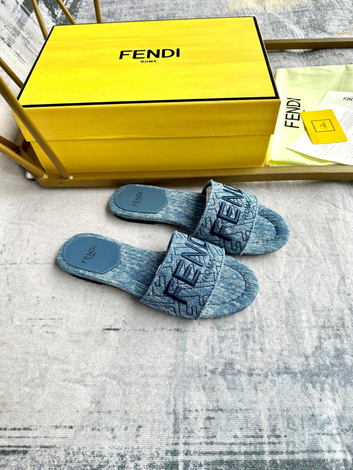 054 22123116 size 35-42