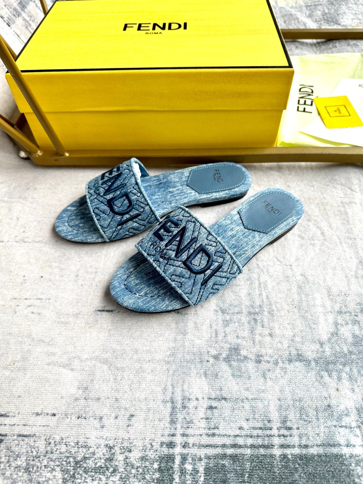054 22123116 size 35-42