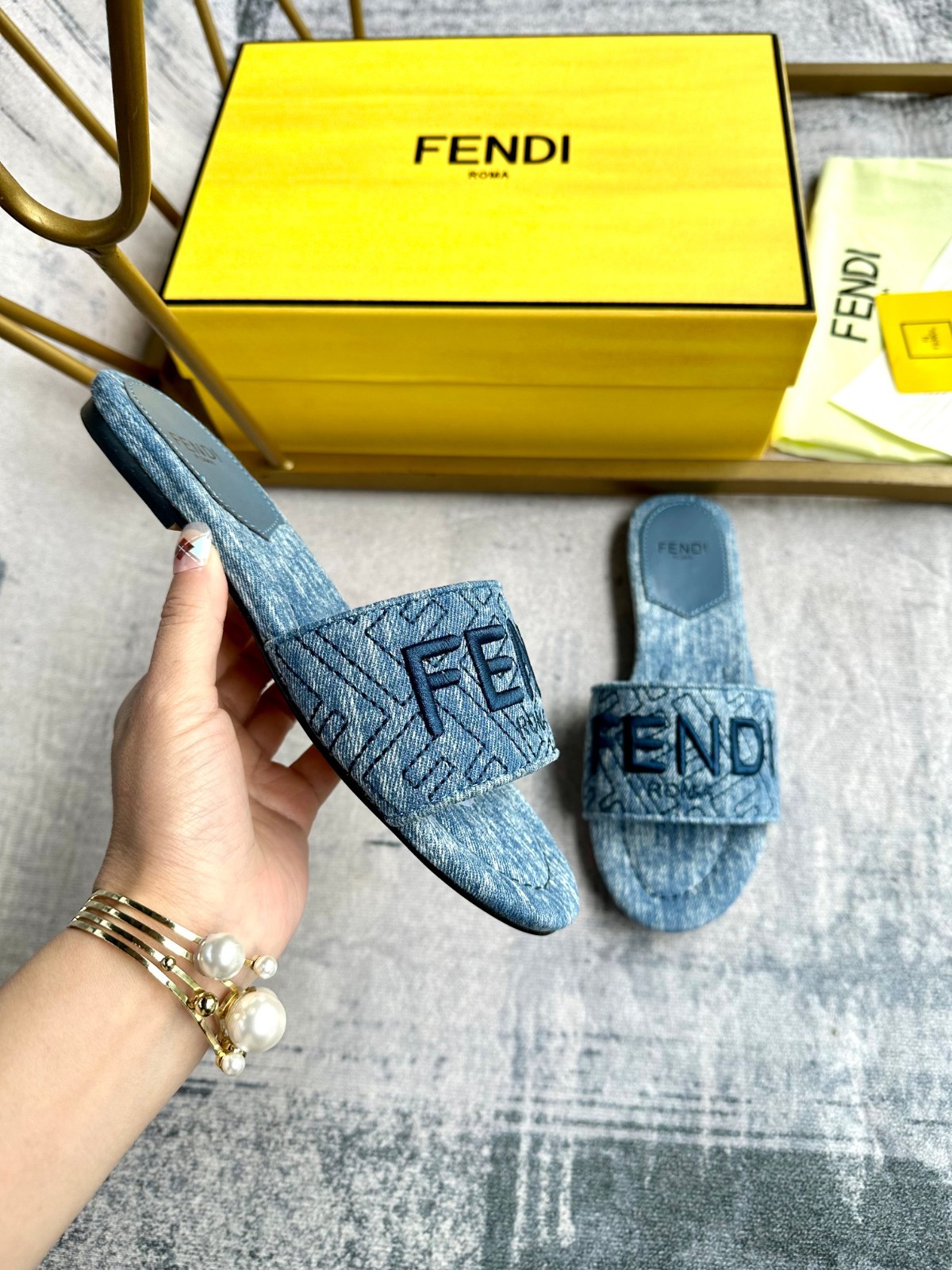 054 22123116 size 35-42