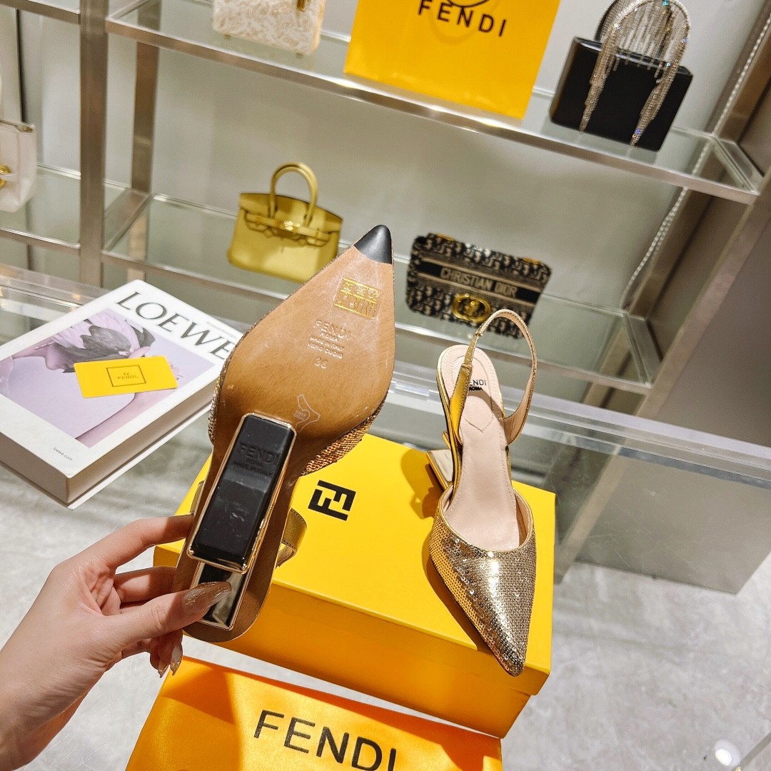 052 32123142 size  35-41