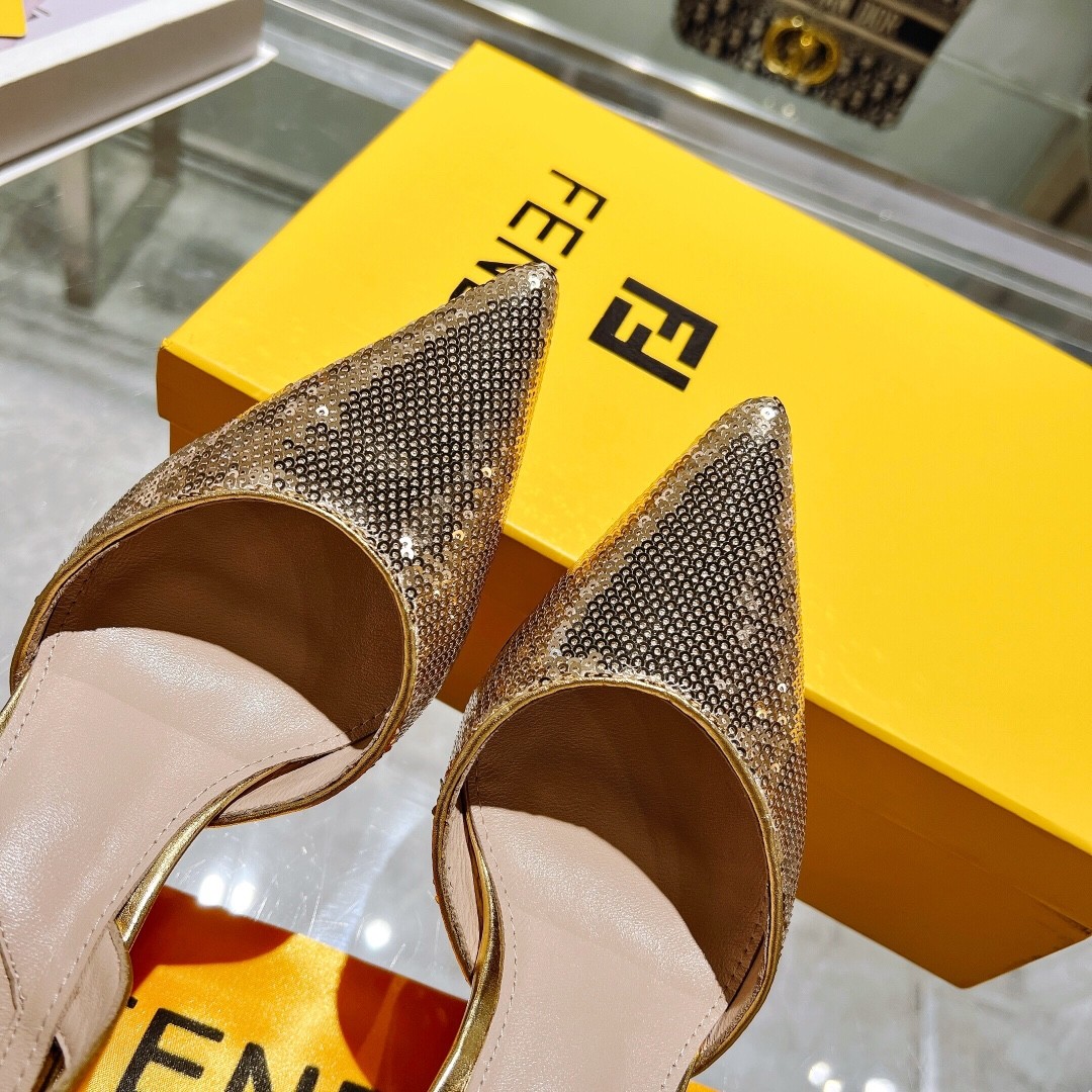 052 32123142 size  35-41