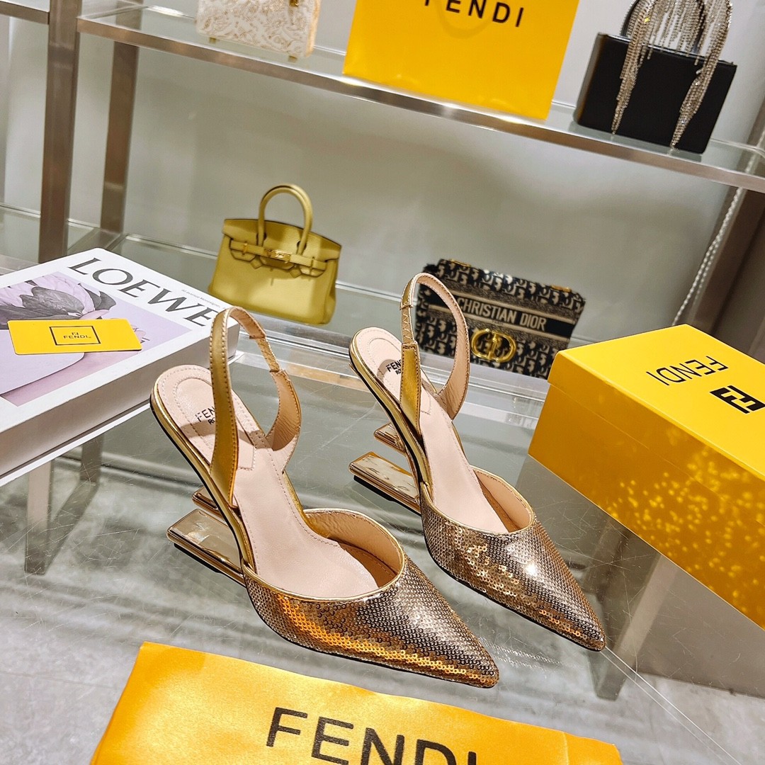 052 32123142 size  35-41