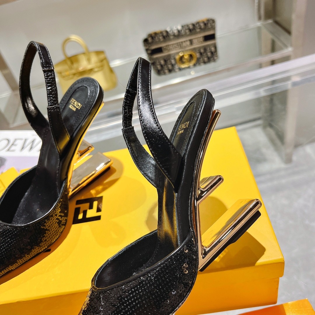 051 32123142 size  35-41