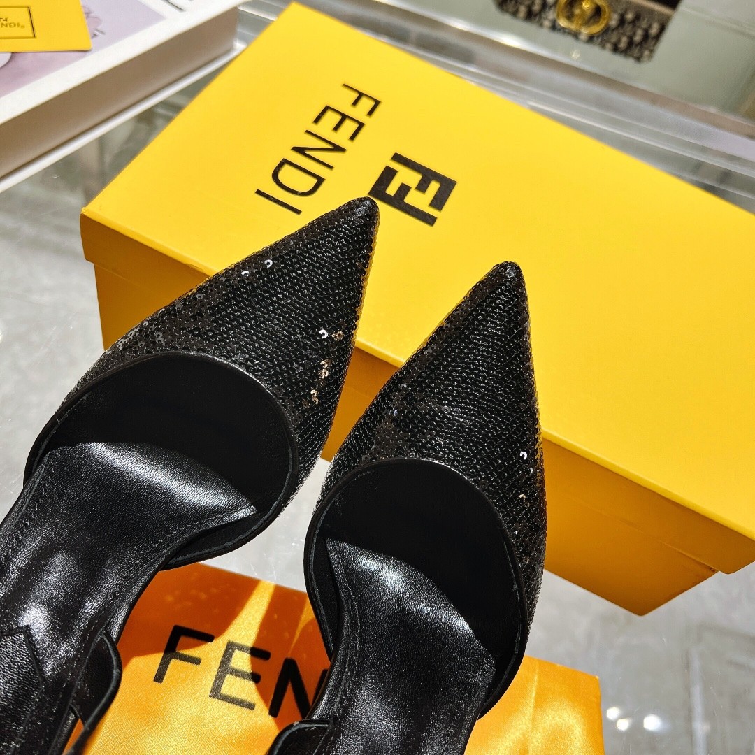 051 32123142 size  35-41