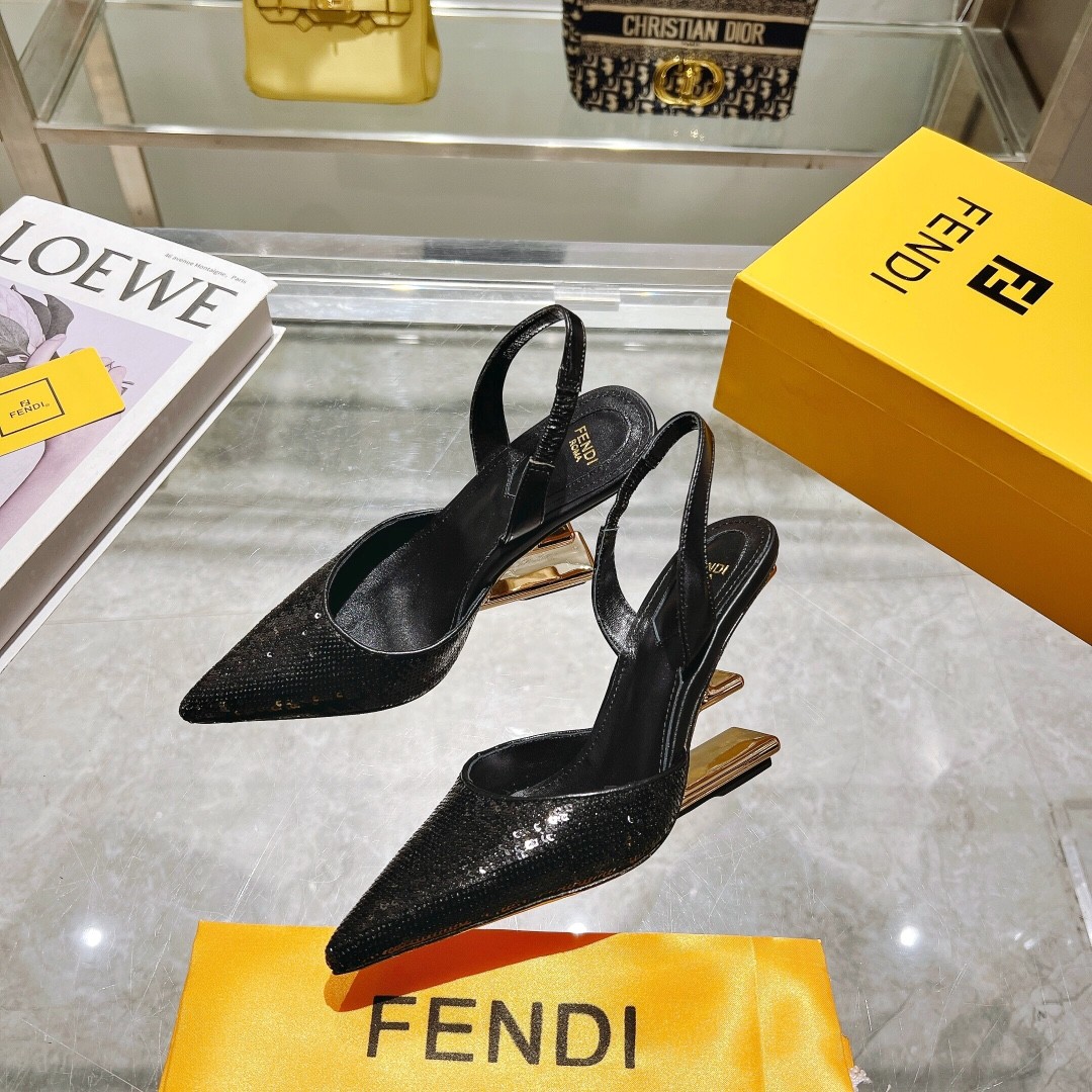 051 32123142 size  35-41
