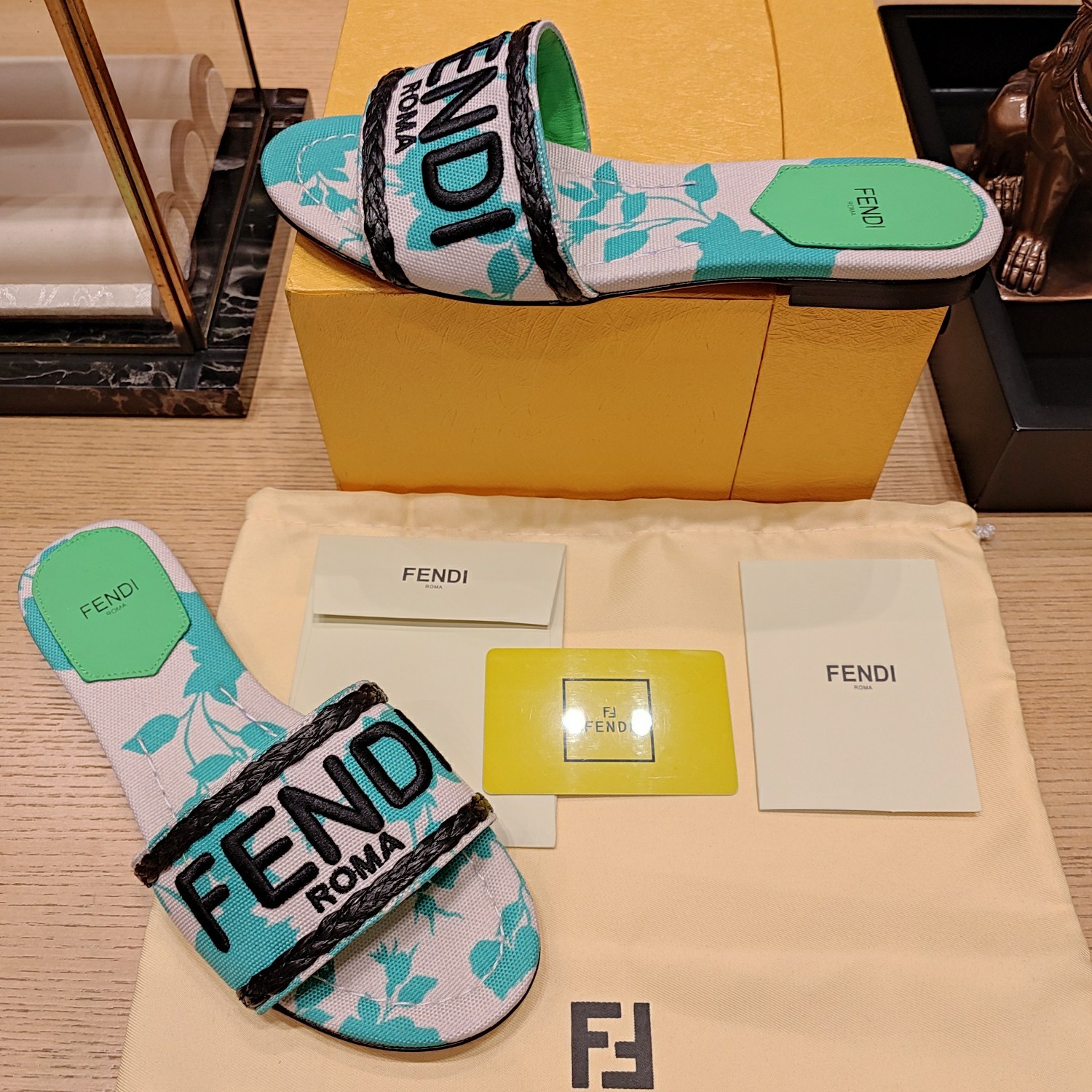 035 31123133 size 34-42