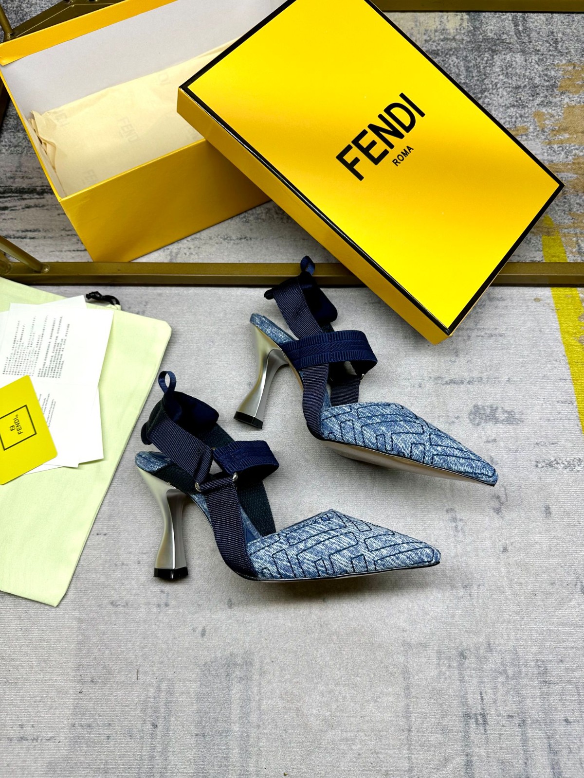 011 29123102 size 35-41