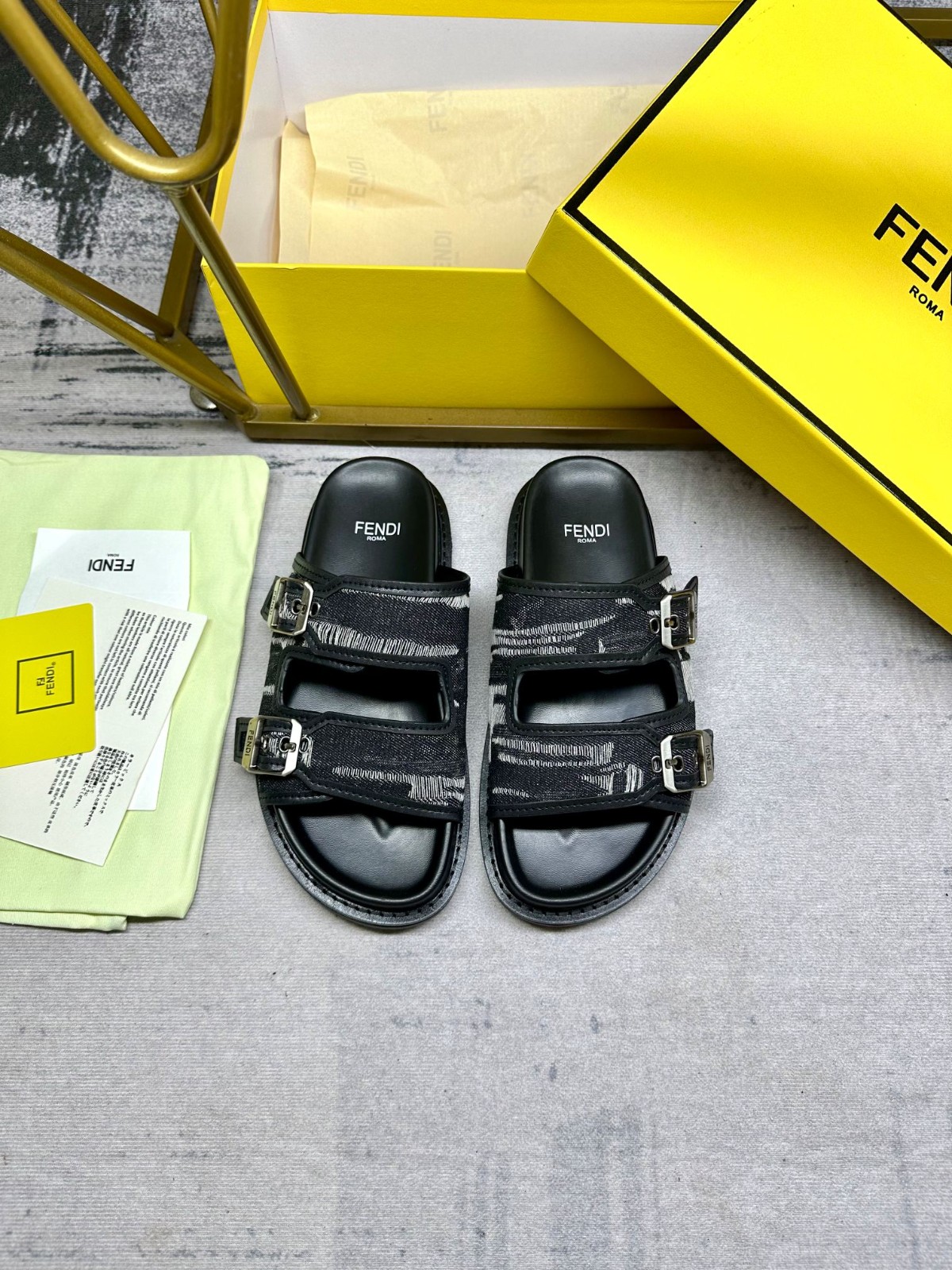 010 24123103 size 35-45