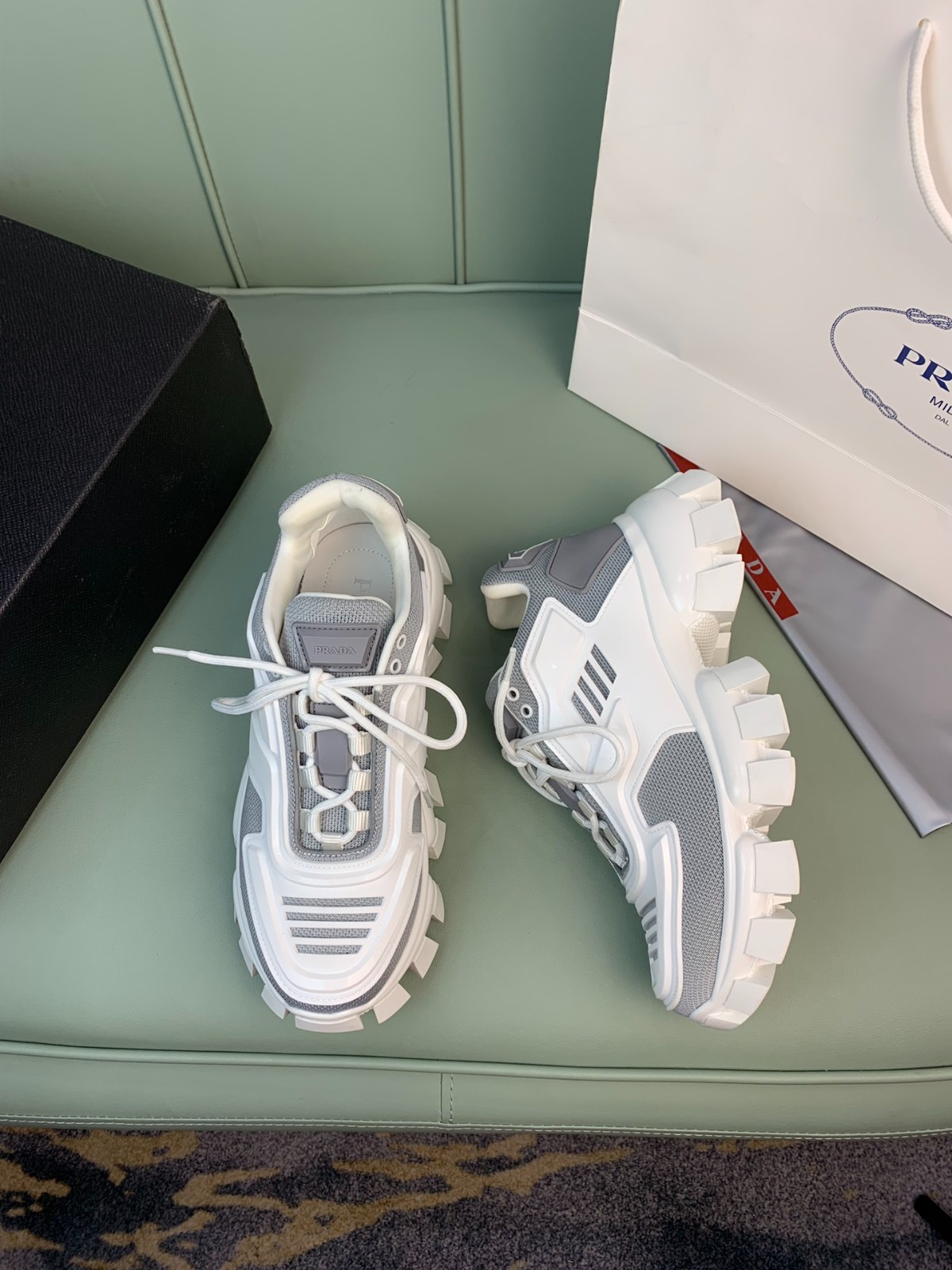 051 33123127 size 36-45