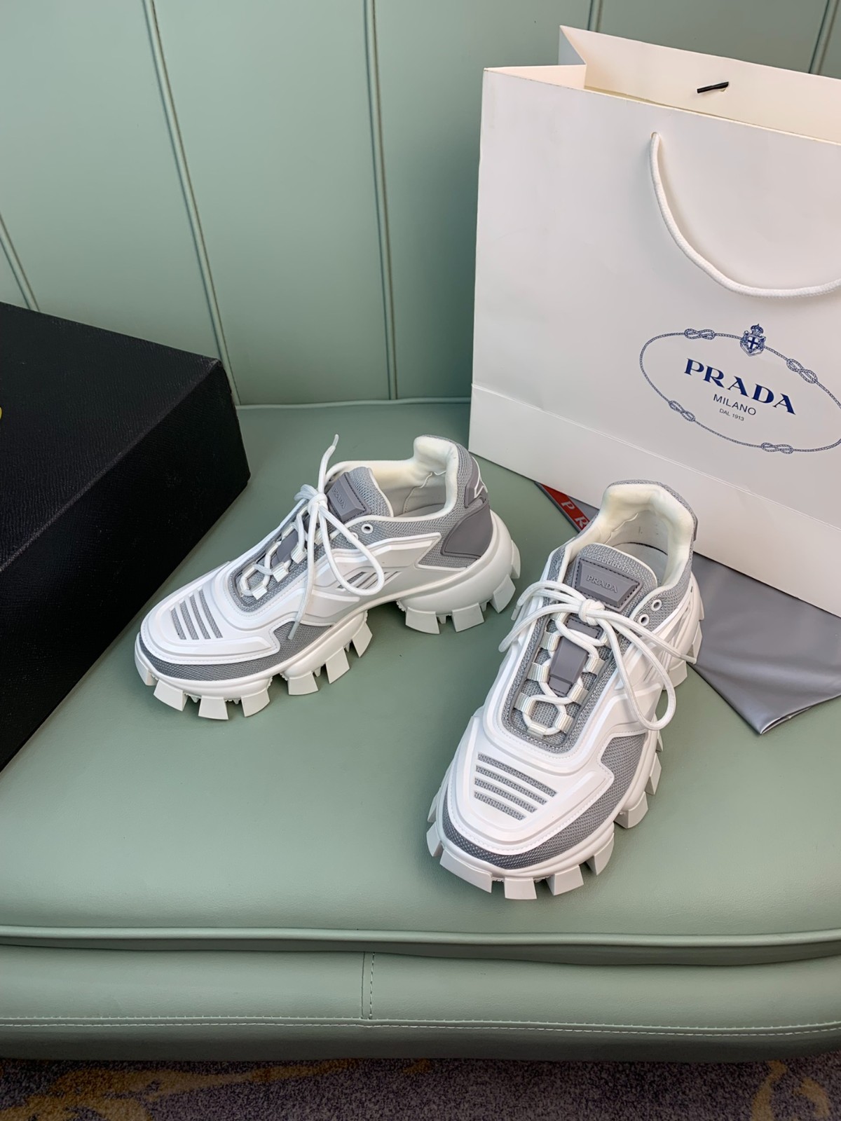 051 33123127 size 36-45