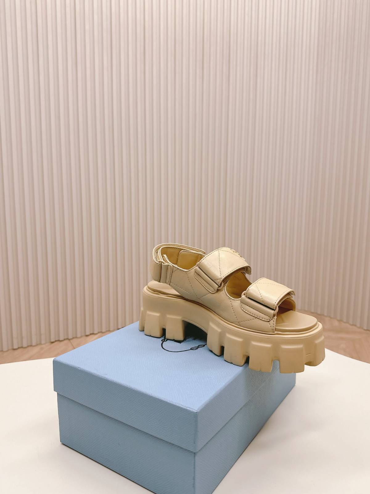 028 33123126 size 35-40