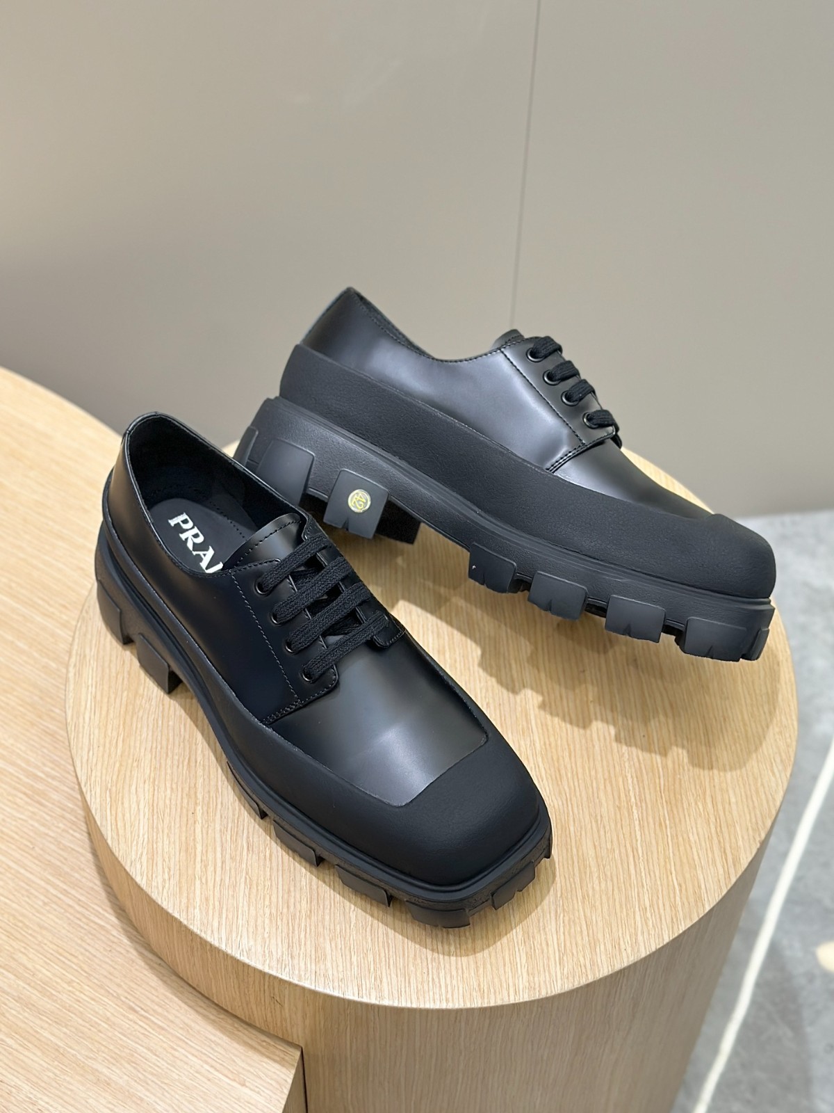017 36123145 size 38-45