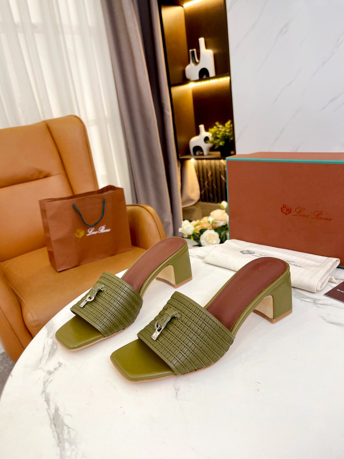 040 32123109 SIZE 35-42