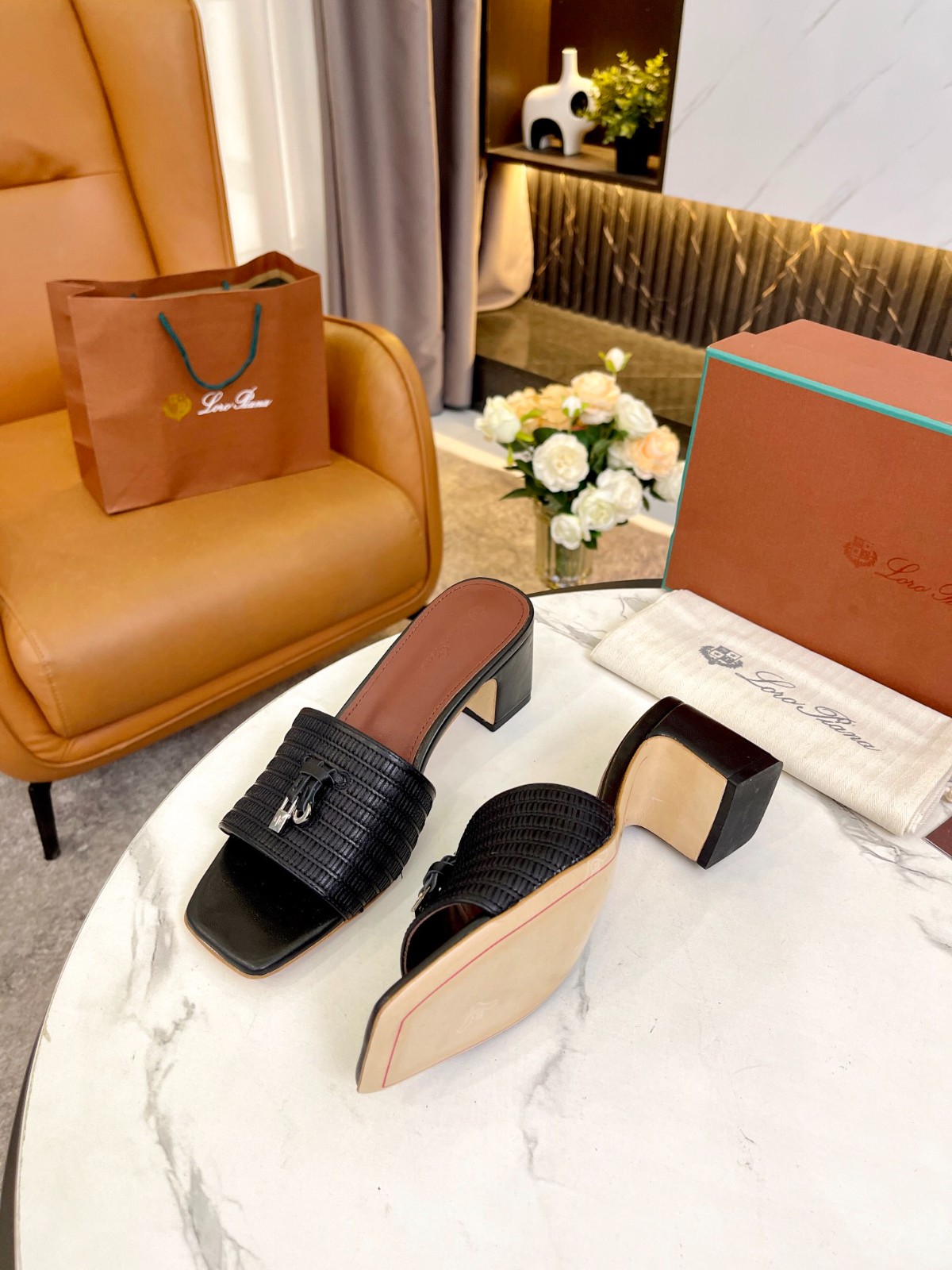 039 32123109 SIZE 35-42