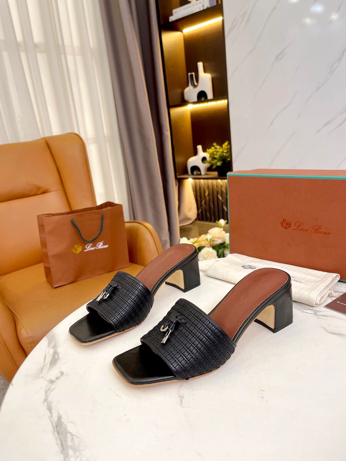 039 32123109 SIZE 35-42