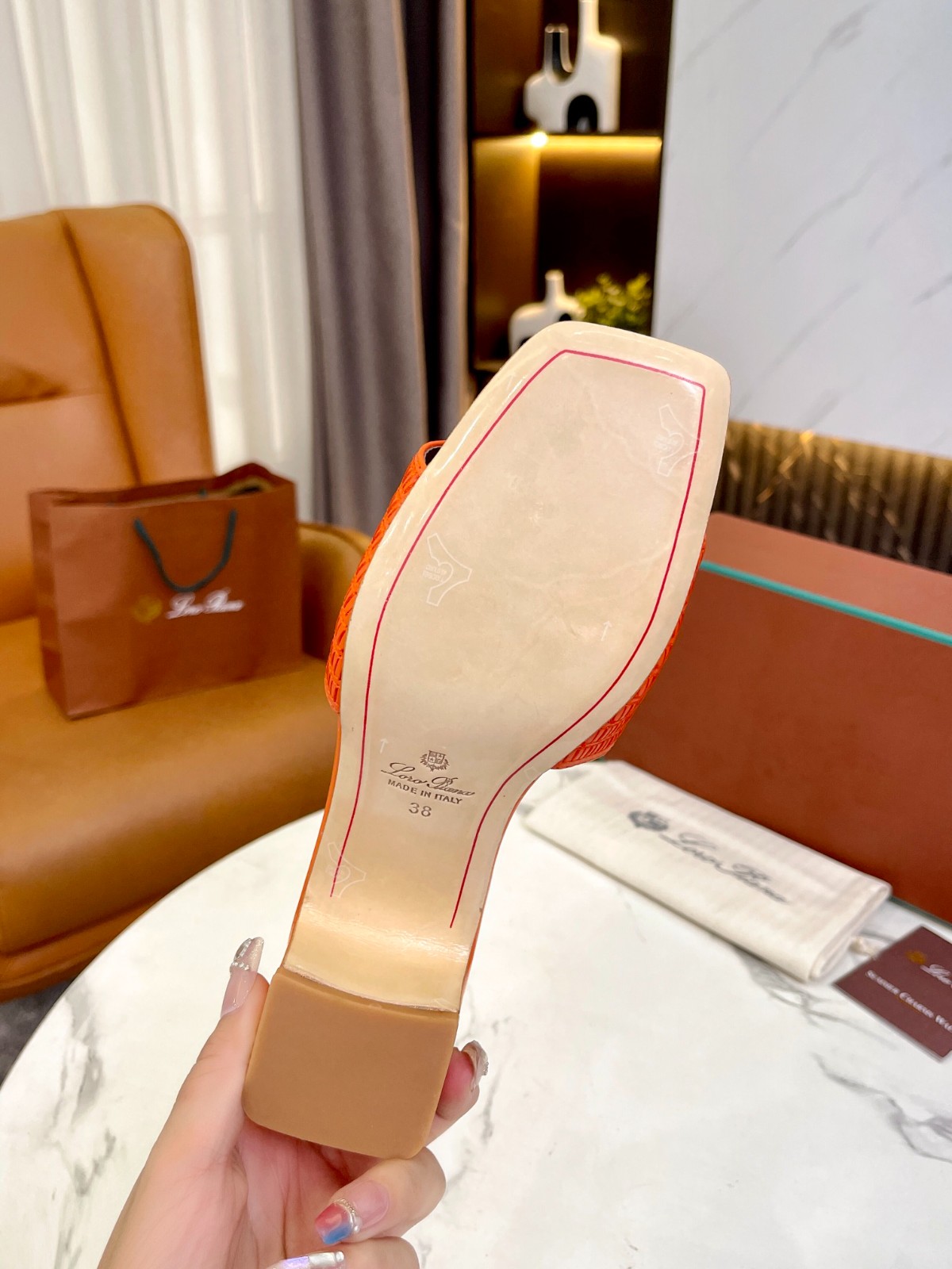 038 32123109 SIZE 35-42