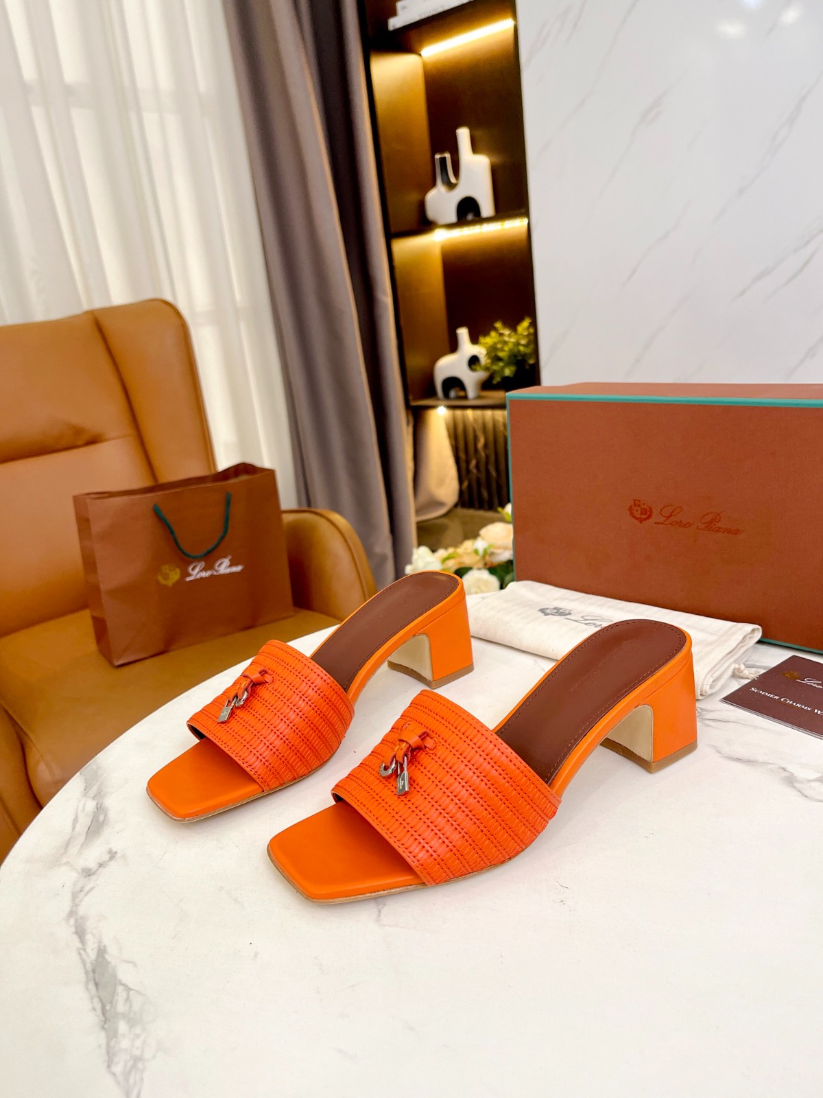 038 32123109 SIZE 35-42