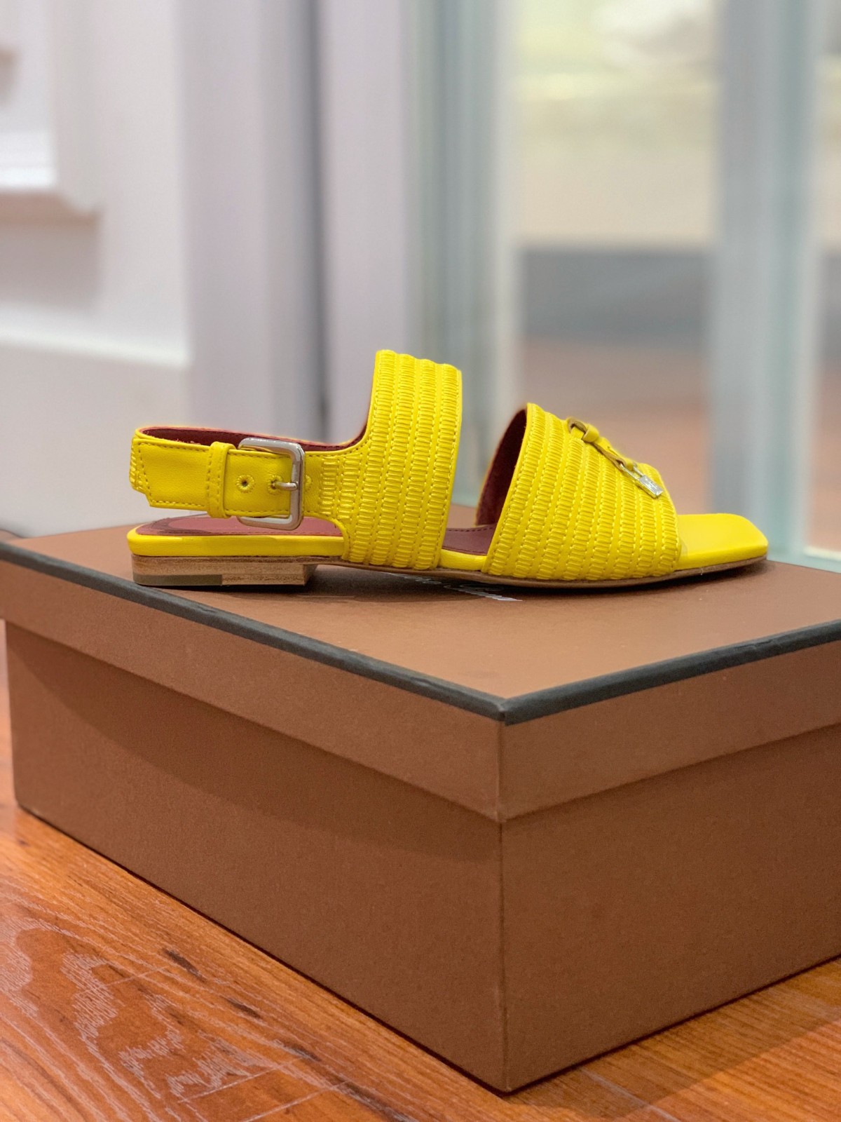 033 37123120 SIZE 35-41