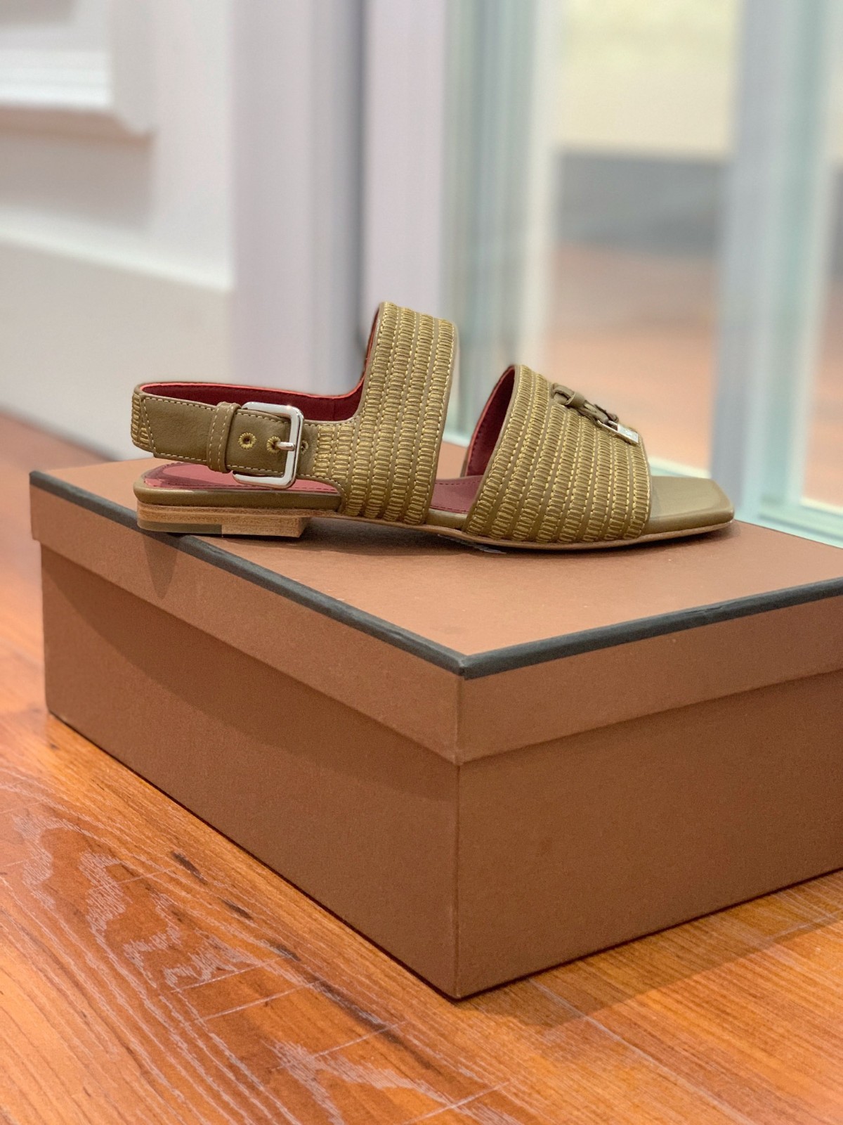 029 37123120 SIZE 35-41