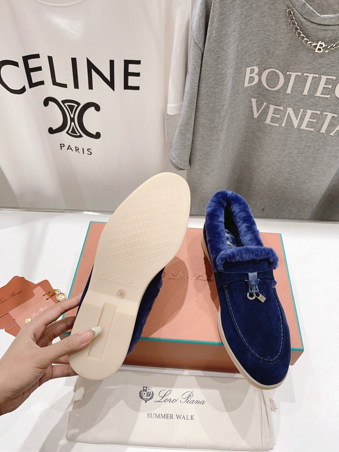 027 33123111 SIZE 35-46