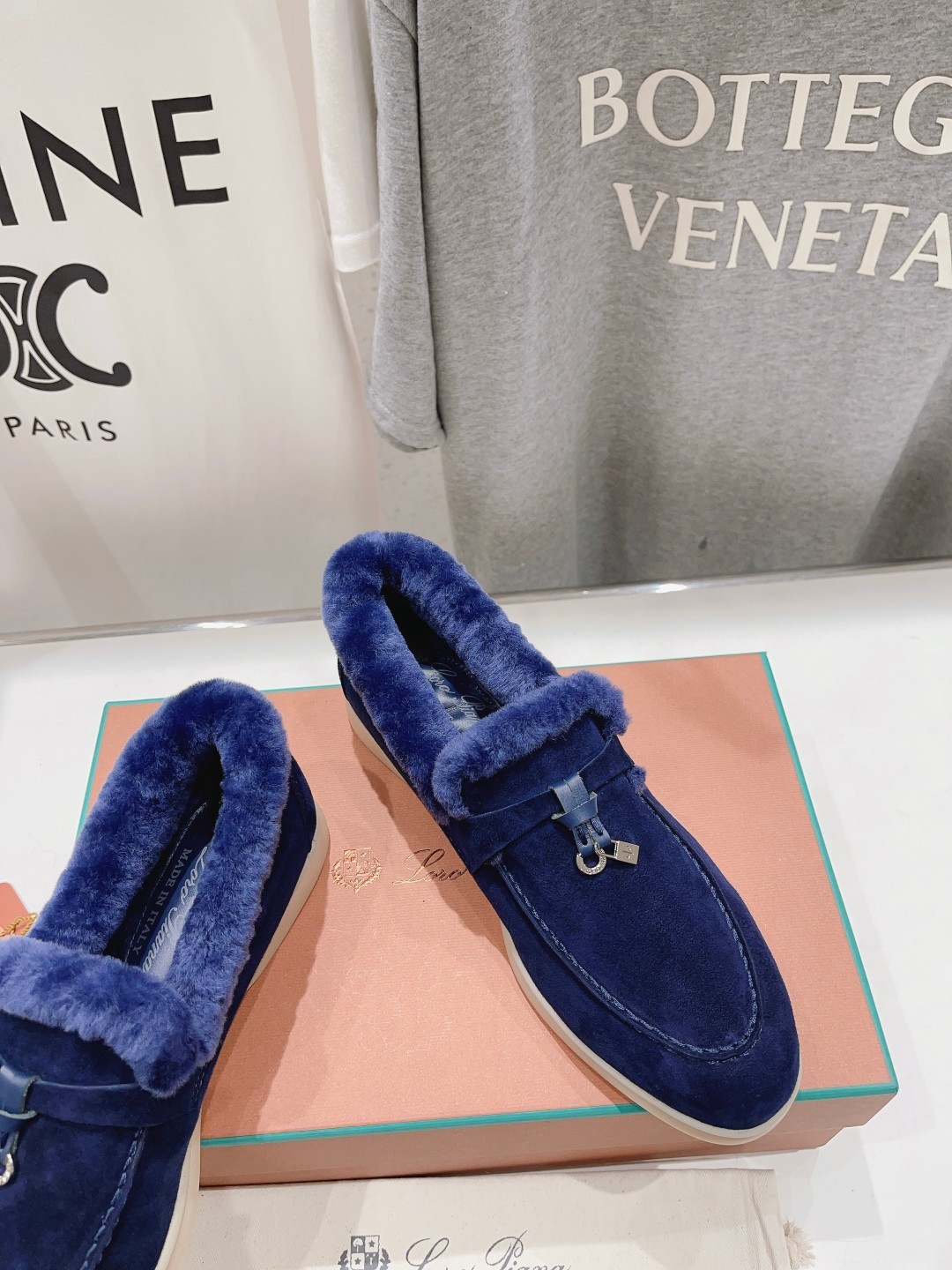027 33123111 SIZE 35-46
