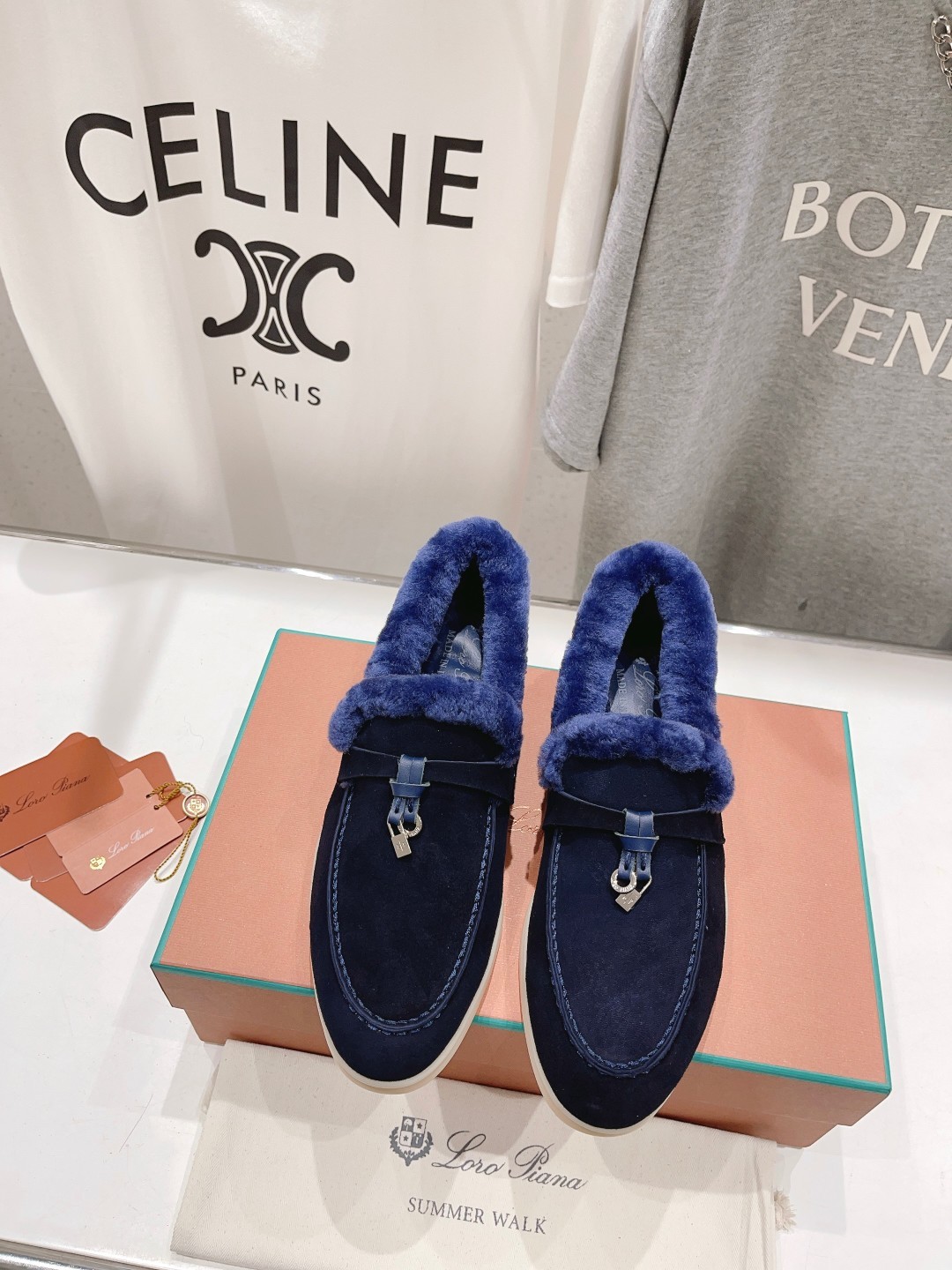 025 33123111 SIZE 35-46