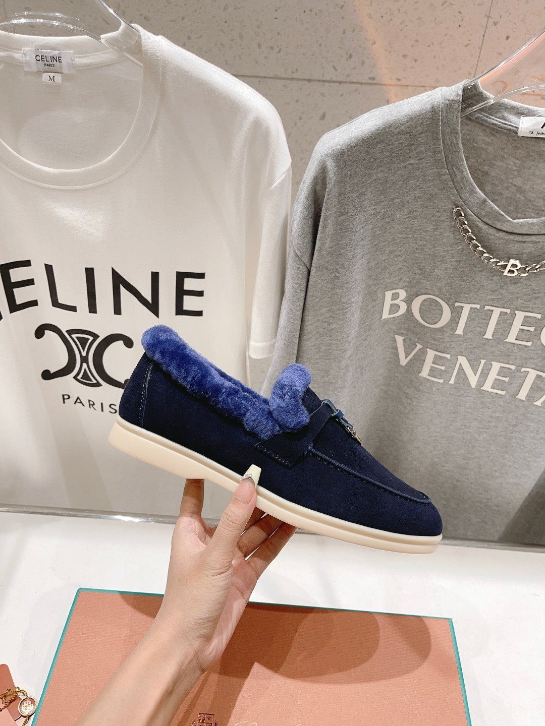 025 33123111 SIZE 35-46