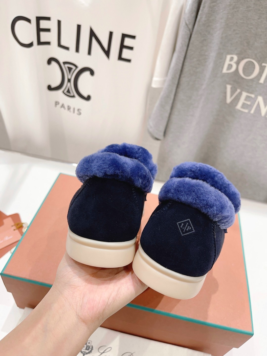 025 33123111 SIZE 35-46
