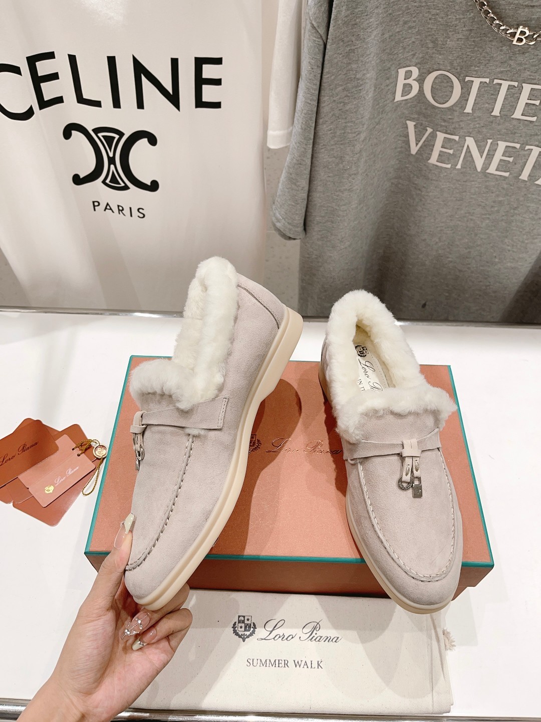 023 33123111 SIZE 35-46